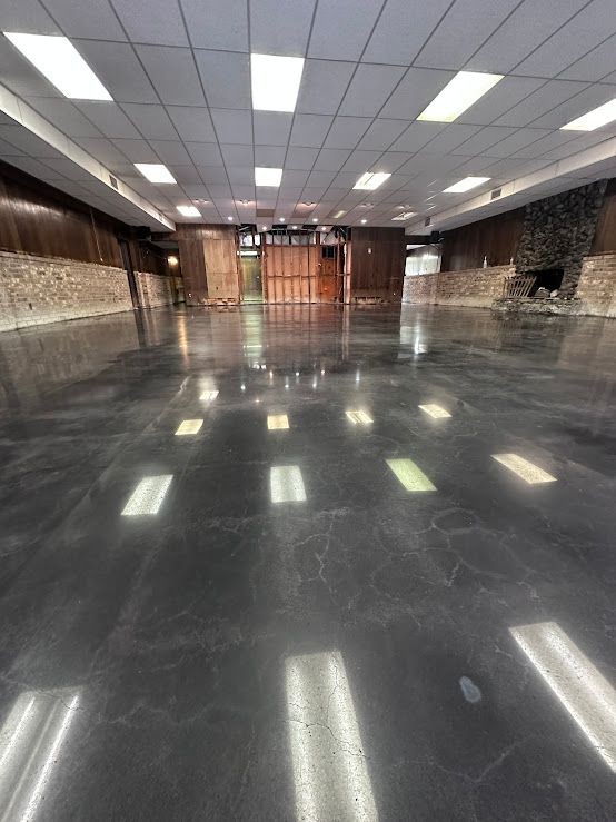 POLISHED CONCRETE